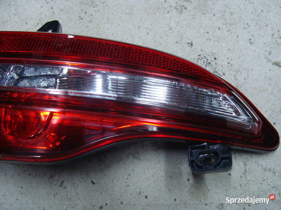 RENAULT KADJAR LIFT LAMPA LED PRAWA TYLNA Goleniów