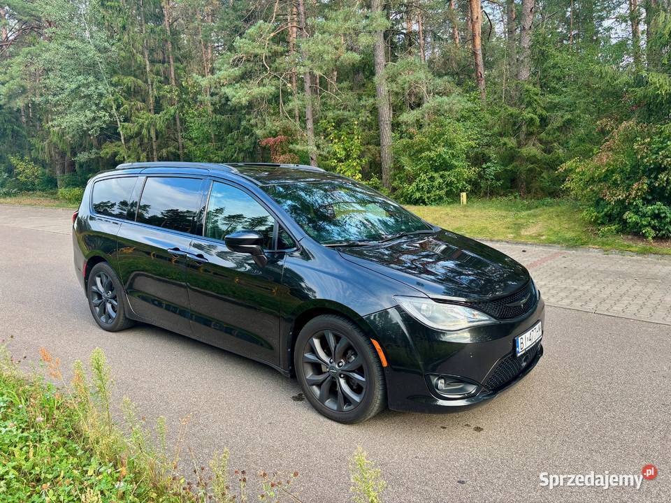 Chrysler Pacifica Touring L PLUS z Pakietem S manualna Białystok