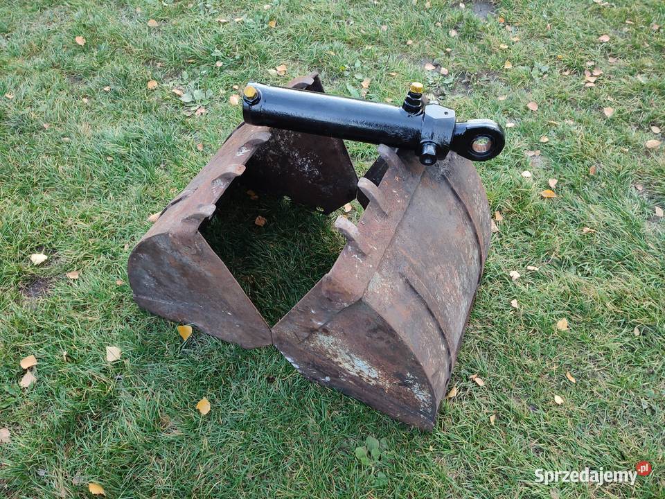 Siłownik hydrauliczny dwustronny łyzka widły