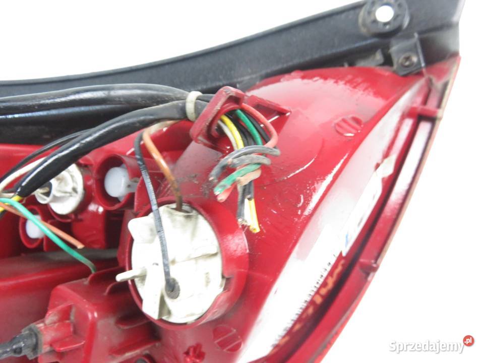 LAMPA PRAWA TYLNA HYUNDAI i20 924024P000 Lampy tylne małopolskie