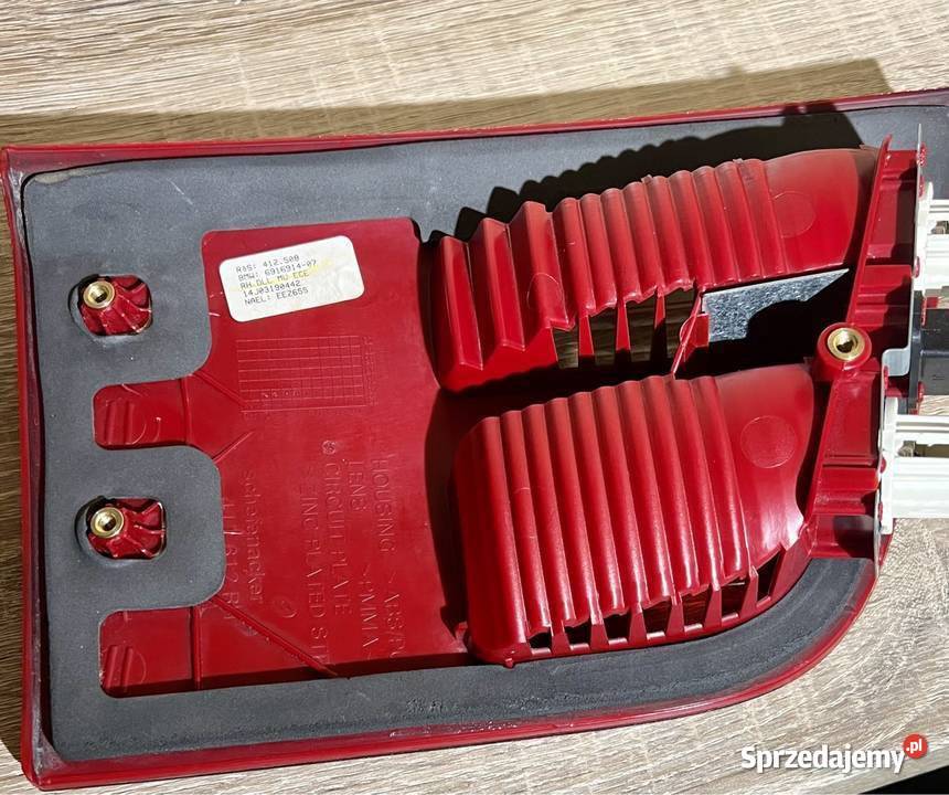 BMW X5 LAMPA PRAWA TYLNA W KLAPE 691691407 sprzedam