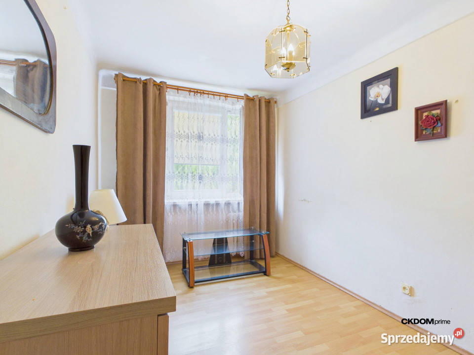 Świetna 2 pokoje z balkonem Radom Kusocińskiego 3 piętra i więcej