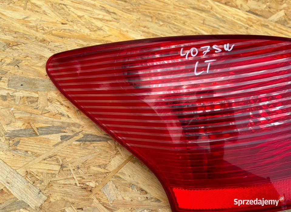 PEUGEOT 407 KOMBI SW LAMPA LEWA TYLNIA LEWY TYŁ Międzychód