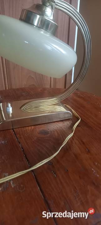 Lampka w stylu Art Deco z mosiądzu klosz beret Skierniewice