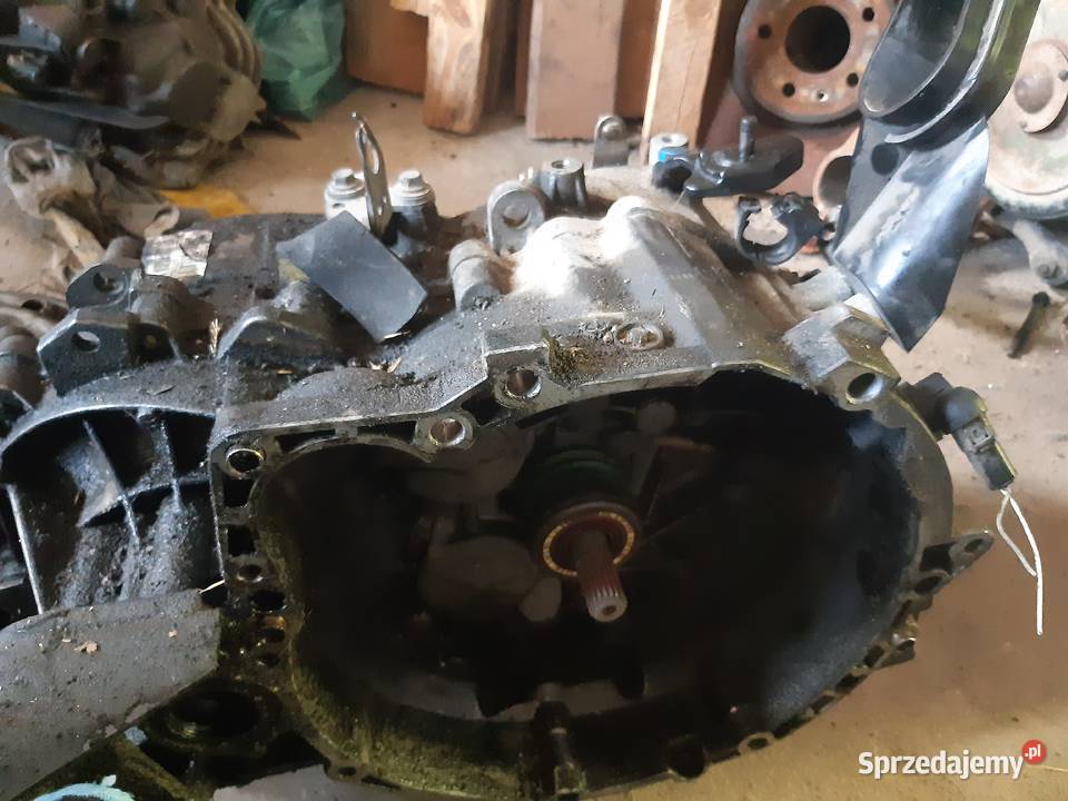 Skrzynia biegów volvo s40 v40 19 dci małopolskie Kraków sprzedam