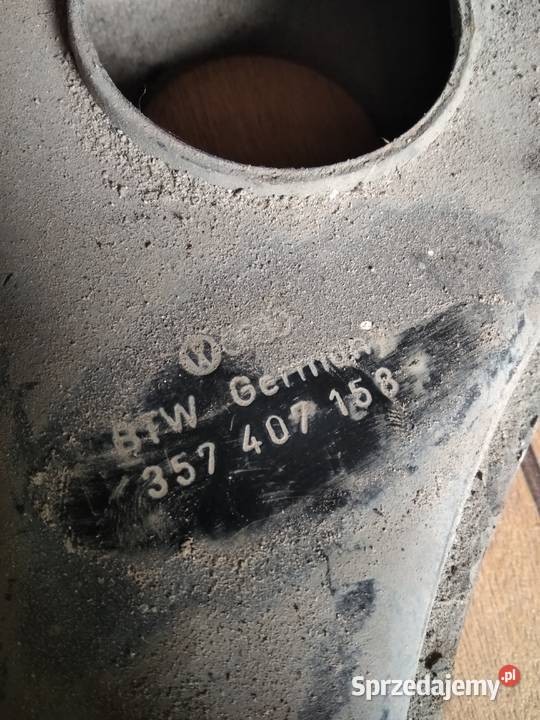Wahacz prawy lewy VW passat B3 357407157 Krośniewice sprzedam