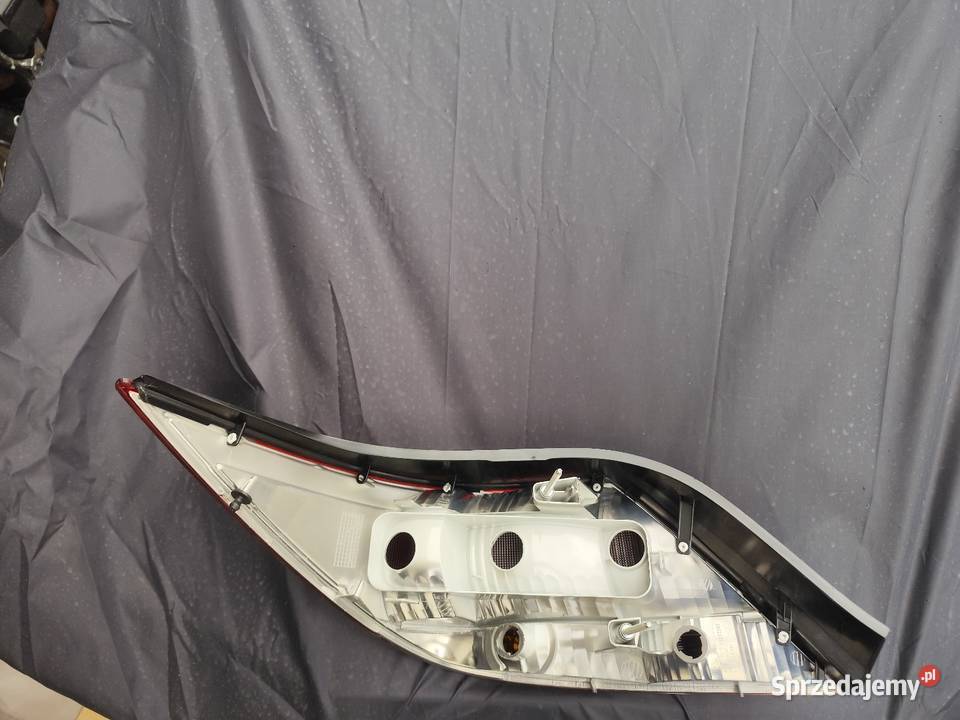 OPEL INSIGNIA A HB PRAWA LAMPA TYŁ TYLNA Lampy tylne Poznań