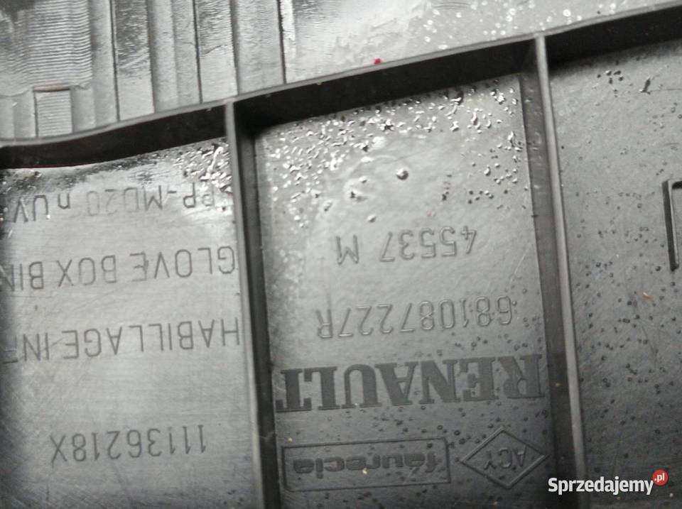 SCHOWEK PRAWY PASAŻERA DESKI EU 681087227R Motoryzacja sprzedam