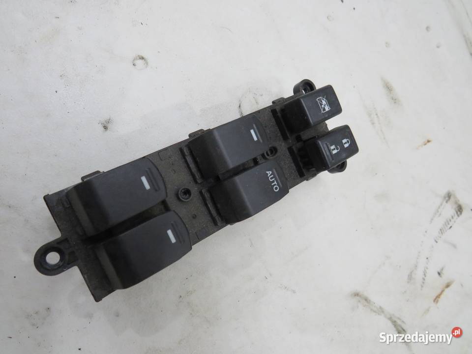 PRZYCISK PANEL SZYB VITARA III osobowe sprzedam