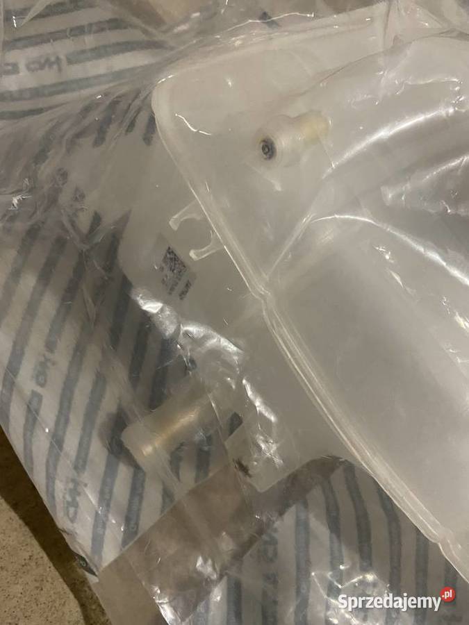 Zbiornik wyrównawczy 84479643 Case Farmall T4 Białystok