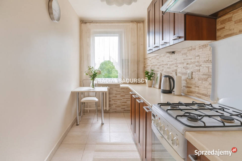 Mieszkanie 5835m2 3 pokoje Kraków Powstańców