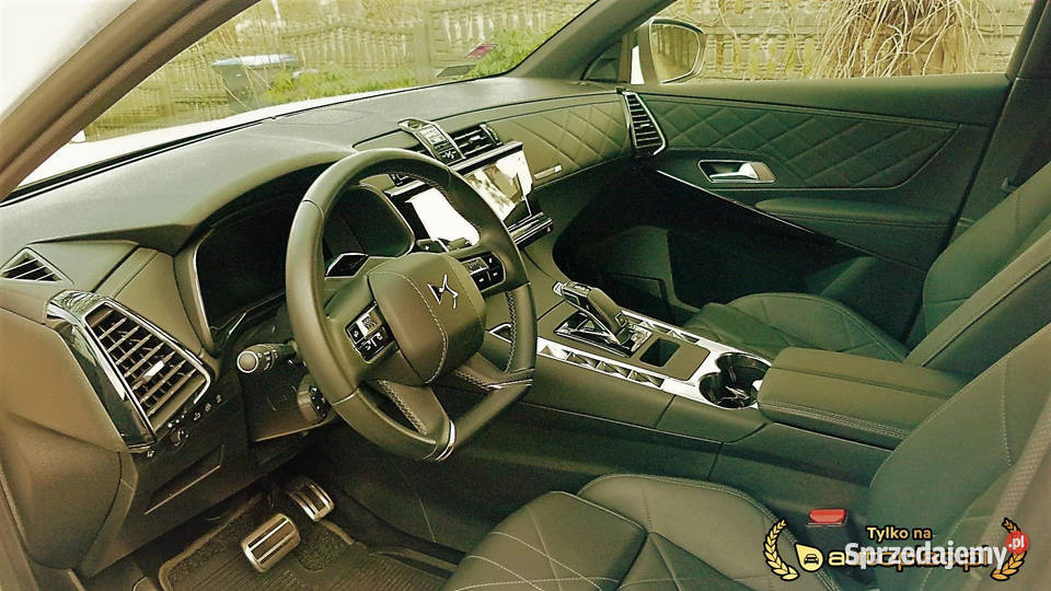 DS 7 Crossback 16 DS7 RIVOLI 225 Bogate Rok produkcji 2019 Rogów