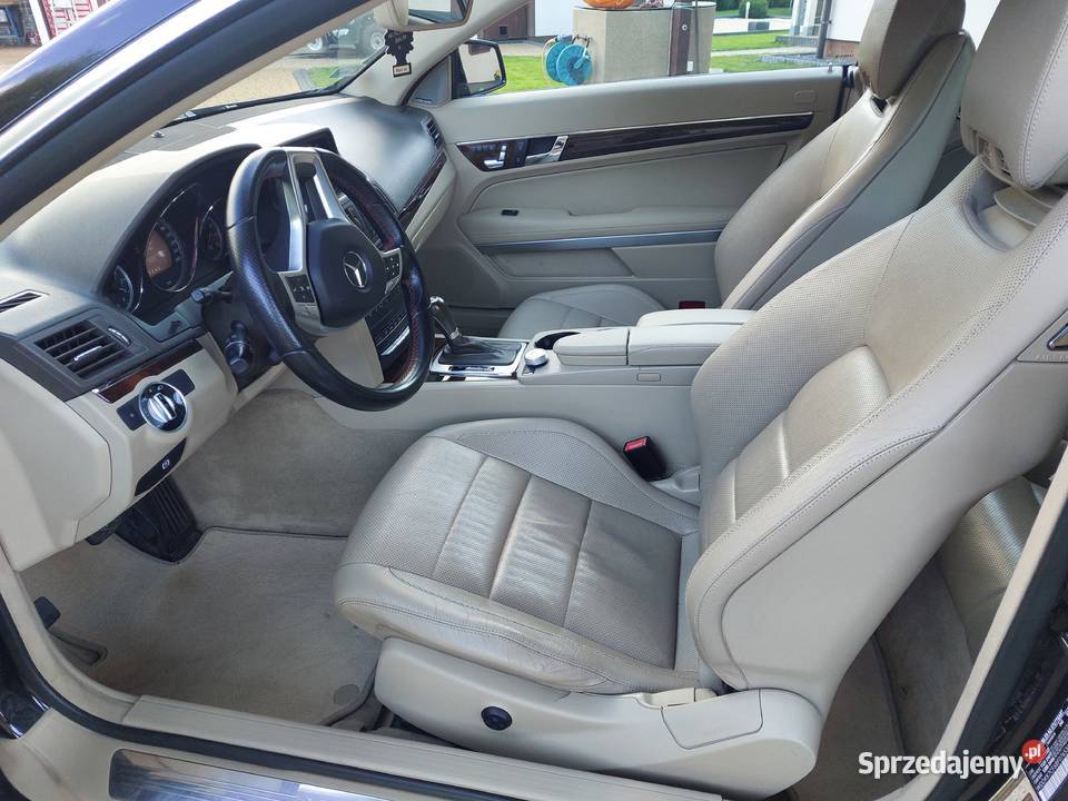 Sprzedam mercedes 550 cabrio w207 w212 cabrio v8 wielofunkcyjna kierownica Kołobrzeg