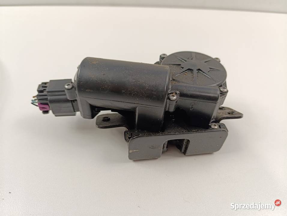 OPEL INSIGNIA A KOMBI ZAMEK KLAPY 6PIN DOCIĄG Pozostałe Zbierkowo sprzedam