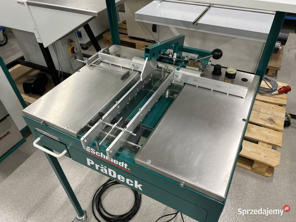 Stół do montażu twardej okładki Schmedt PraDeck