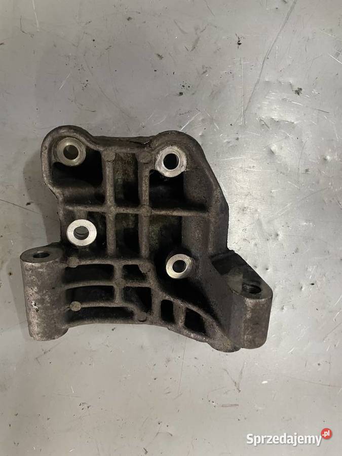 Łapa pompy wspomagania 7796801 Fiat 12 16v