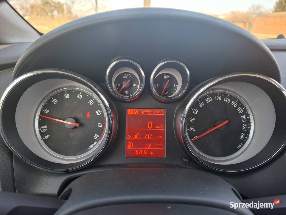 Opel Astra Cosmo 2015 14 Turbo 140 serwis ASO Zamość sprzedam