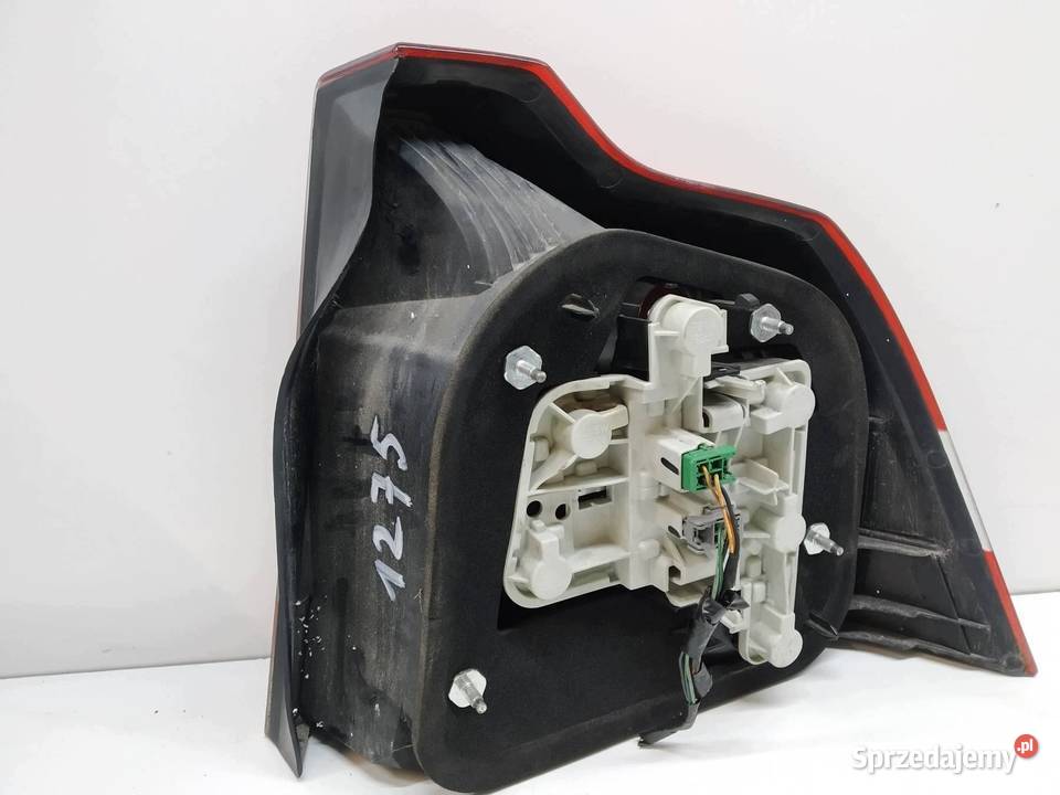 LAMPA TYŁ LEWA SEDAN 30698915 Volvo S40 II osobowe