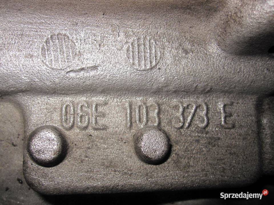 AUDI A3 32 V6 4X4 04R 250 006E103373E GŁOWICA