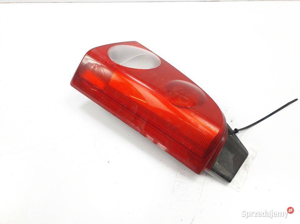 LAMPA PRAWA TYŁ OPEL AGILA osobowe