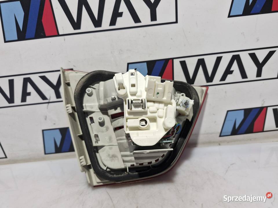 7289434 BMW E91 LAMPA PRAWA PRAWY TYŁ W KLAPĘ dolnośląskie