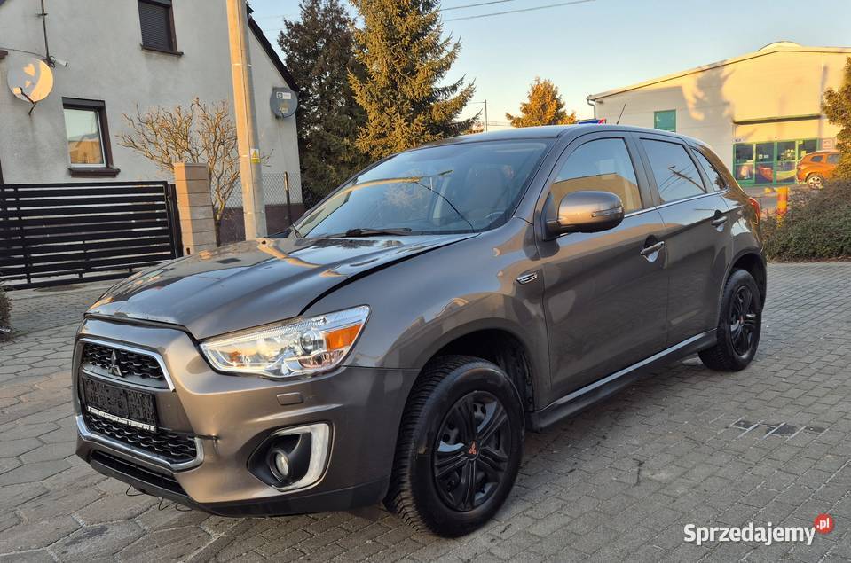 Mitsubishi ASX 16 Benzyna 100 Rok produkcji 2014 Leszno