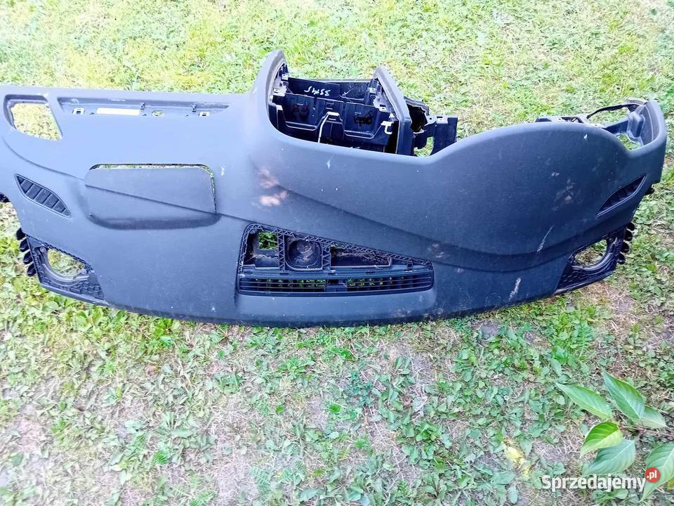 Audi A 4 B 8 Deska rozdzielcza do regeneracji Zbiersk-Cukrownia