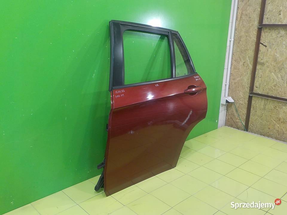 BMW X1 E84 10r 5D drzwi lewe tyl kompletne Suków sprzedam
