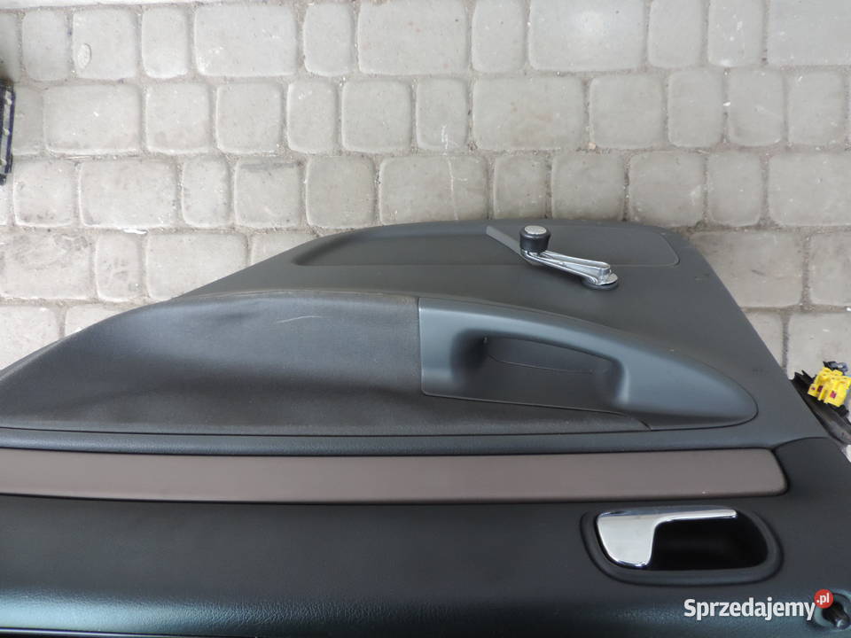 AUDI A4 B5 FL KOMBI DRZWI PRAWY TYŁ LZ3L Rok produkcji 2000 Nowy Sącz