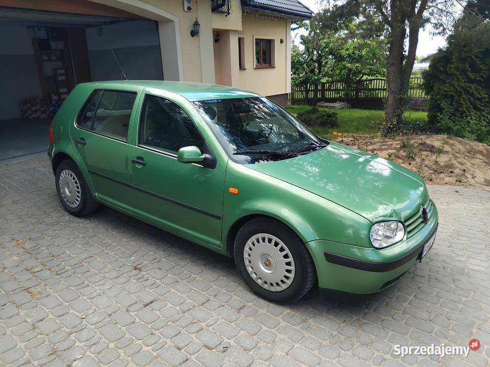 Volkswagen Golf IV 14 16v benzyna 240000km Białystok