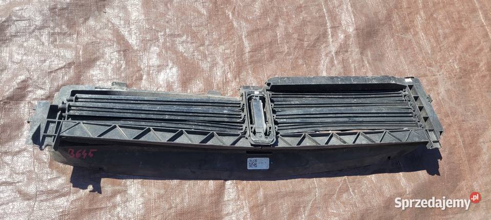 ZALUZJA WLOT POWIETRZA KIEROWNICA Mercedes W247