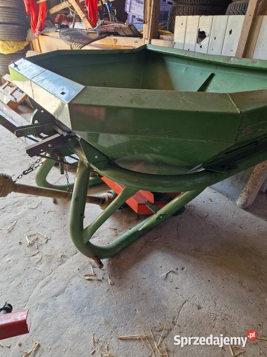 Rozsiewacz nawozu amazone