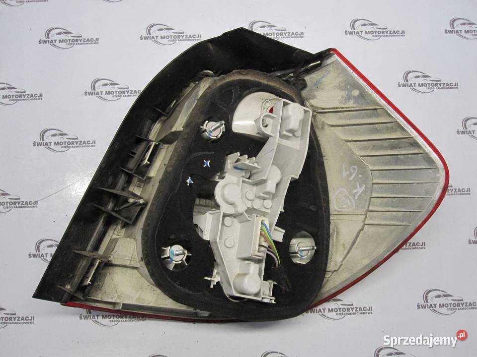 BMW E81 I E87 LIFT 10r lampa lewa tył 7164355