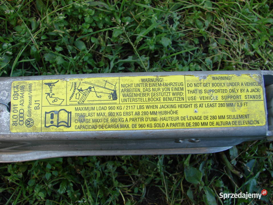 Lewarek podnośnik Audi a3 a4 a6 8L0 011 031 A BJ sprzedam