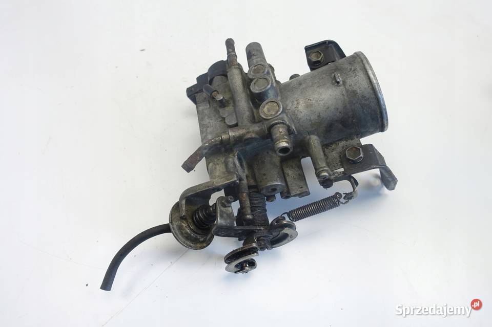 Toyota Supra III 30 i PRZEPUSTNICA POWIETRZA Janów