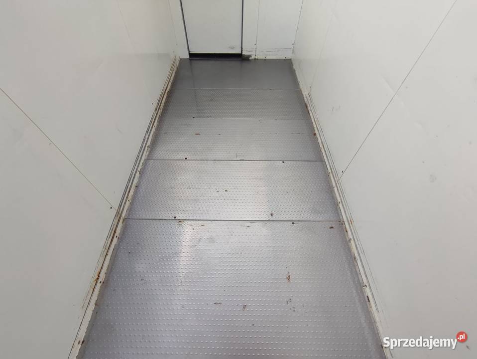 Komora chłodnicza chłodnia przechowalnia Niedźwiedź