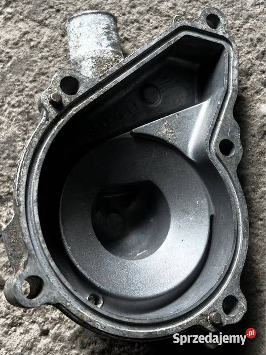 Obudowa pompy wody Kawasaki er6 Zajączków