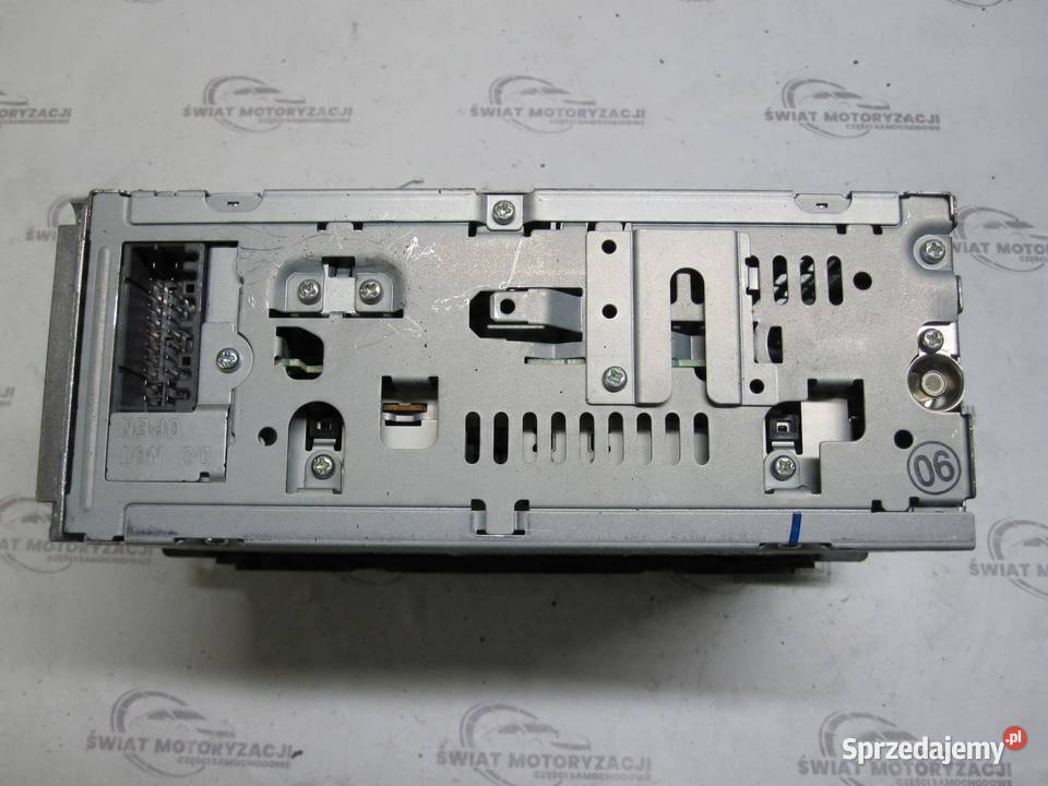 CHEROKEE KJ III 28 CRD 04r Radio P05091650AB osobowe