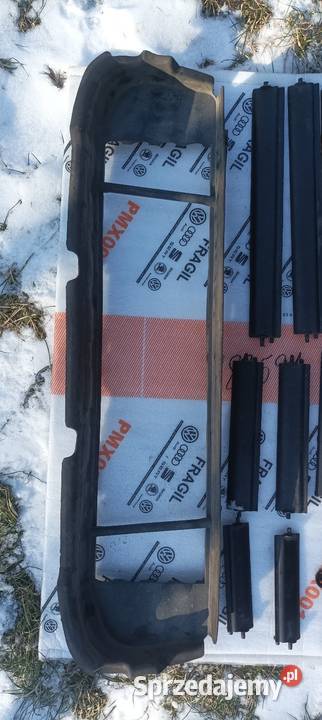 Ford Focus MK III silniczek żaluzjizestaw osobowe