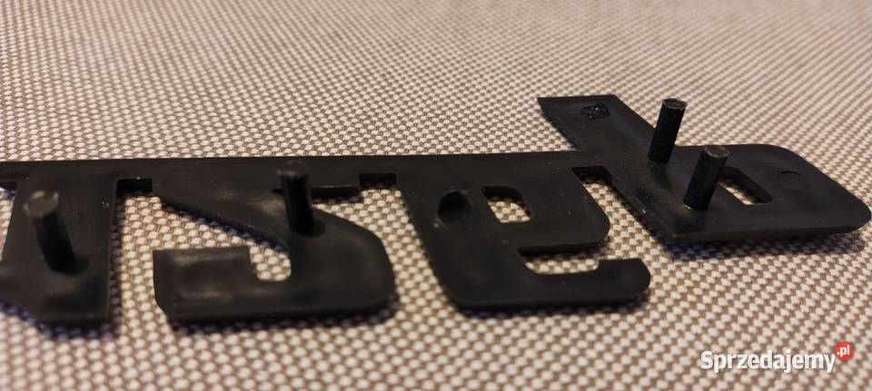 Fiat 126p 650 MALUCH NOWY ZNACZEK KLAPY TYŁ osobowe Świdnica