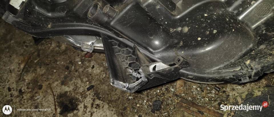 Reflektor lampa lewa prawa przód przednia zwykła Książ Wielkopolski