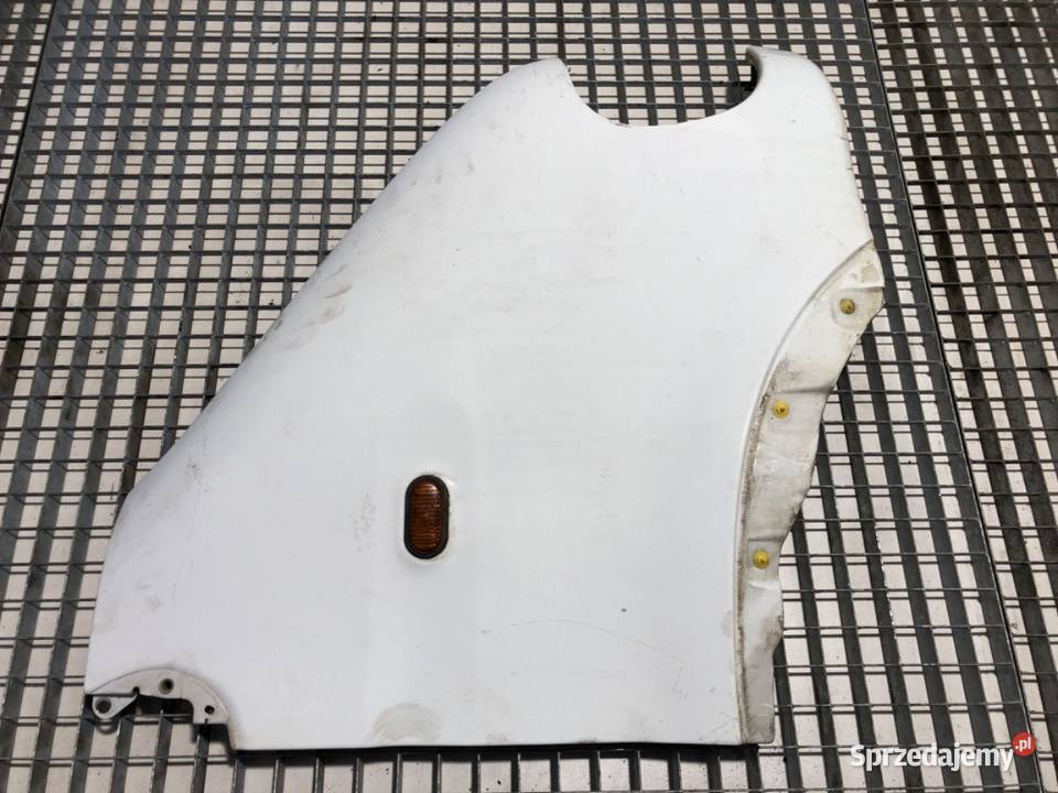 BŁOTNIK PRAWY PRZÓD RENAULT MASTER II Hatchback