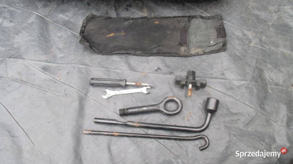 HYUNDAI I20 I 10r wkład bagażnika zestaw Apteczki, gaśnice, trójkąty