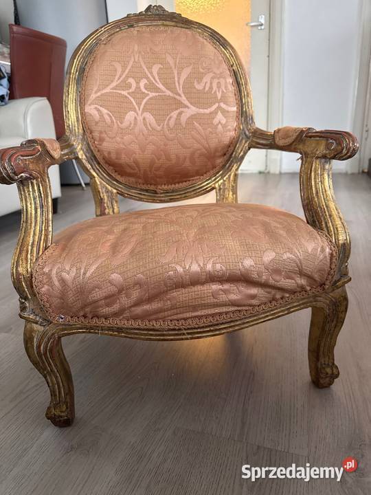 Fotel fotelik małej księżniczki antyk drewniany Bystrzyca Kłodzka
