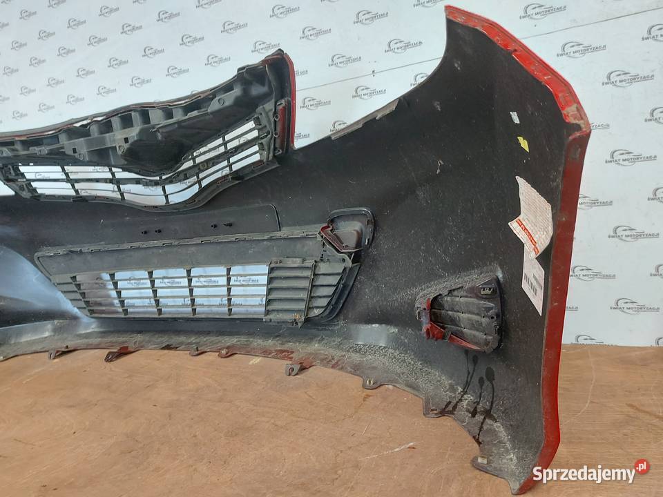 TOYOTA YARIS III P13 zderzak przód