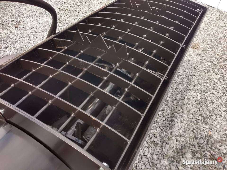 Betoniarka Łyżkowy koparka Mieszalnik Do Betonu Maszyny rolnicze Chojnice sprzedam