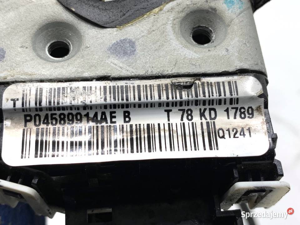 ZAMEK DRZWI PRAWY TYŁ JEEP COMPASS MP Crossover osobowe