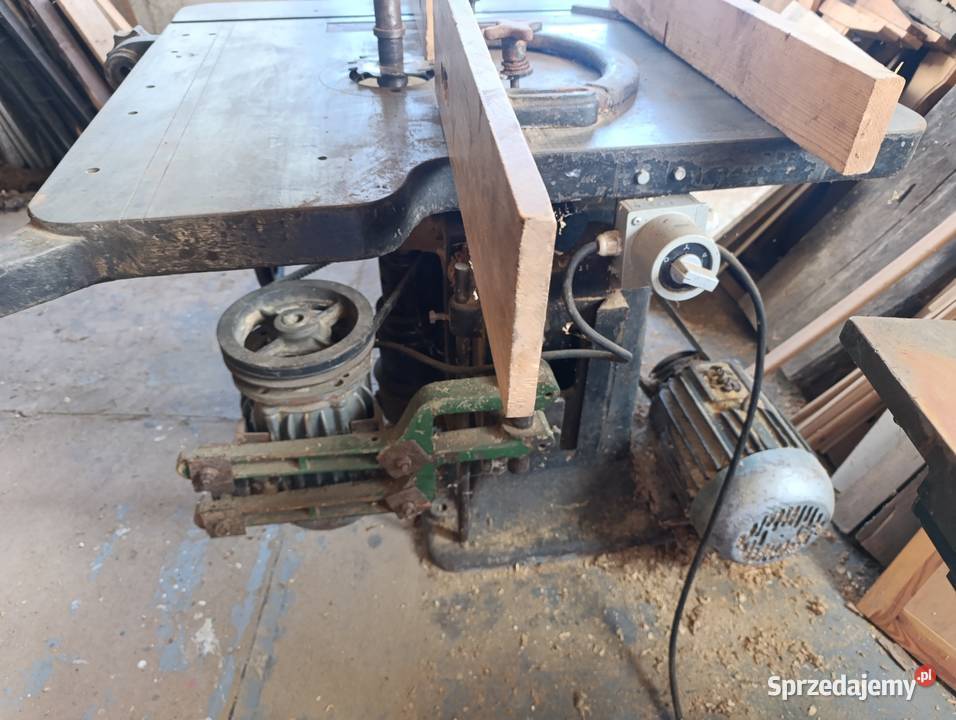 Frezarka dolnowrzecionowa do drewna