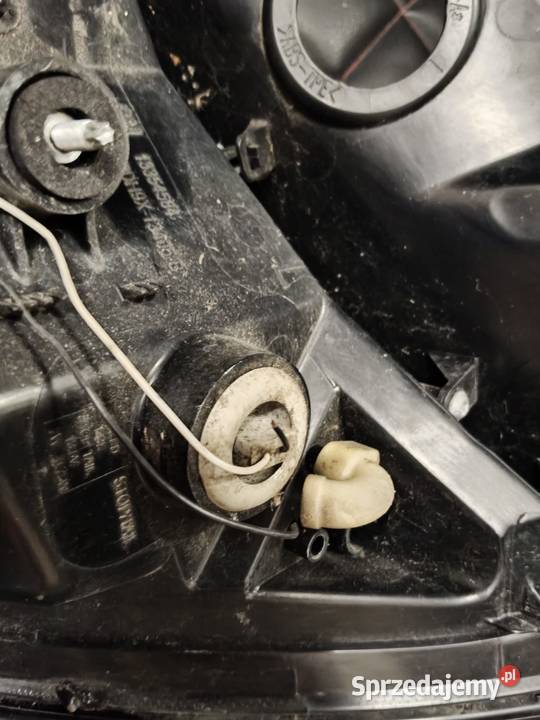 Opel adam lampa tył lewawersja LED 13354584 Pozostałe Wołczyn