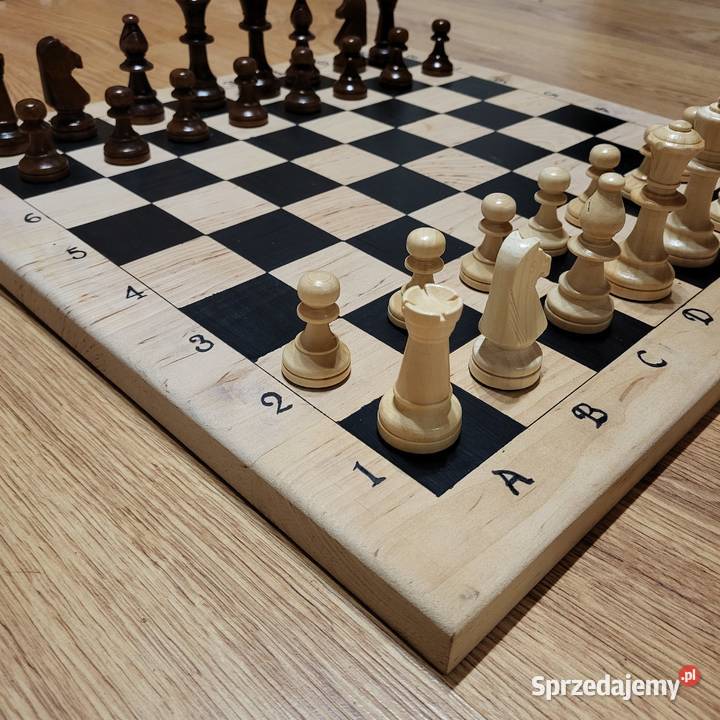 Szachy drewniane Ręcznie malowane Zestaw z Sarnaki